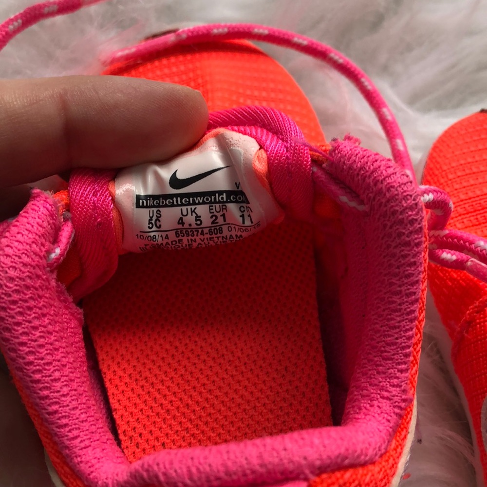 5C Nike sneakers - Picture 6 of 6